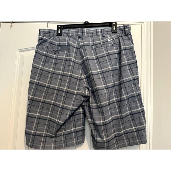 Nike Golf Dri-Fit Grey Plaid Size 36 Excellent condition - Picture 3 of 6